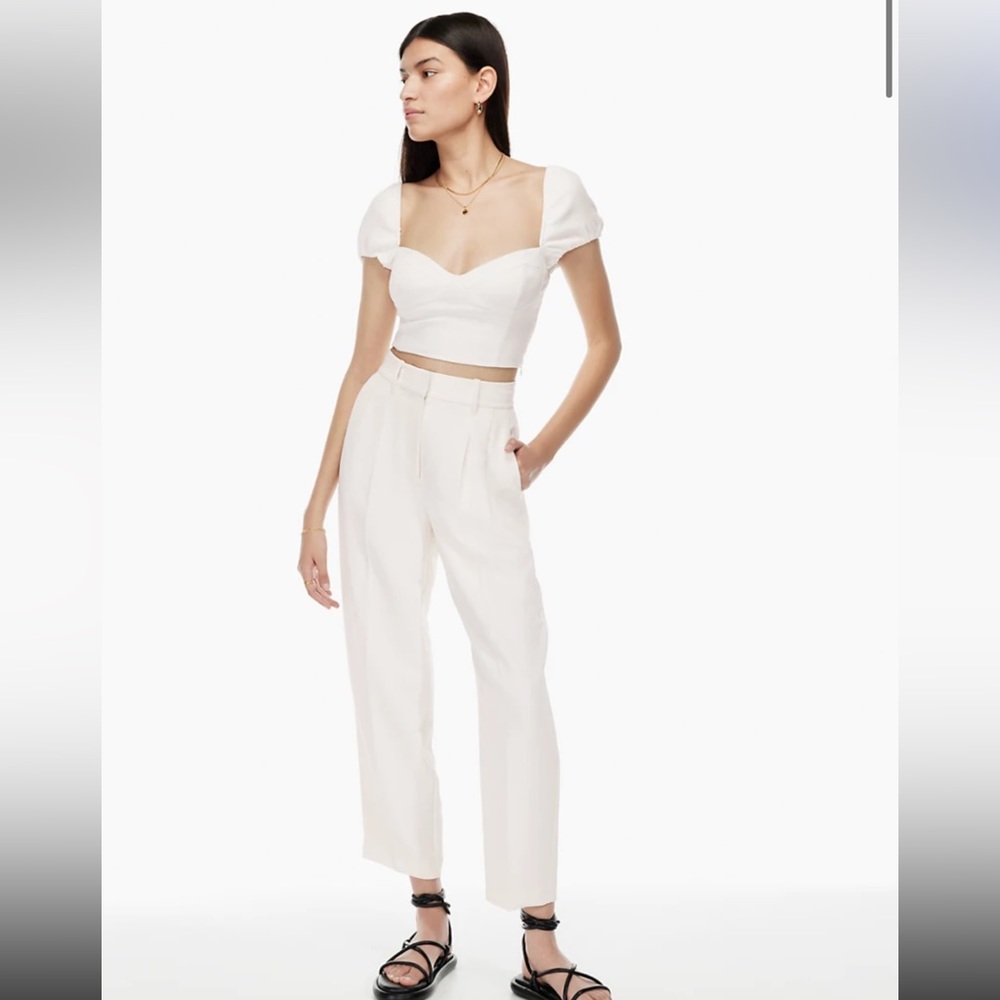 Aritzia Wilfred high waisted carrot pant
